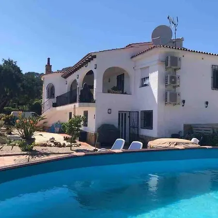 'coll De Rates' Beautiful 1-bed