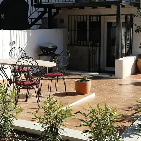 'coll De Rates' Beautiful 1-bed *